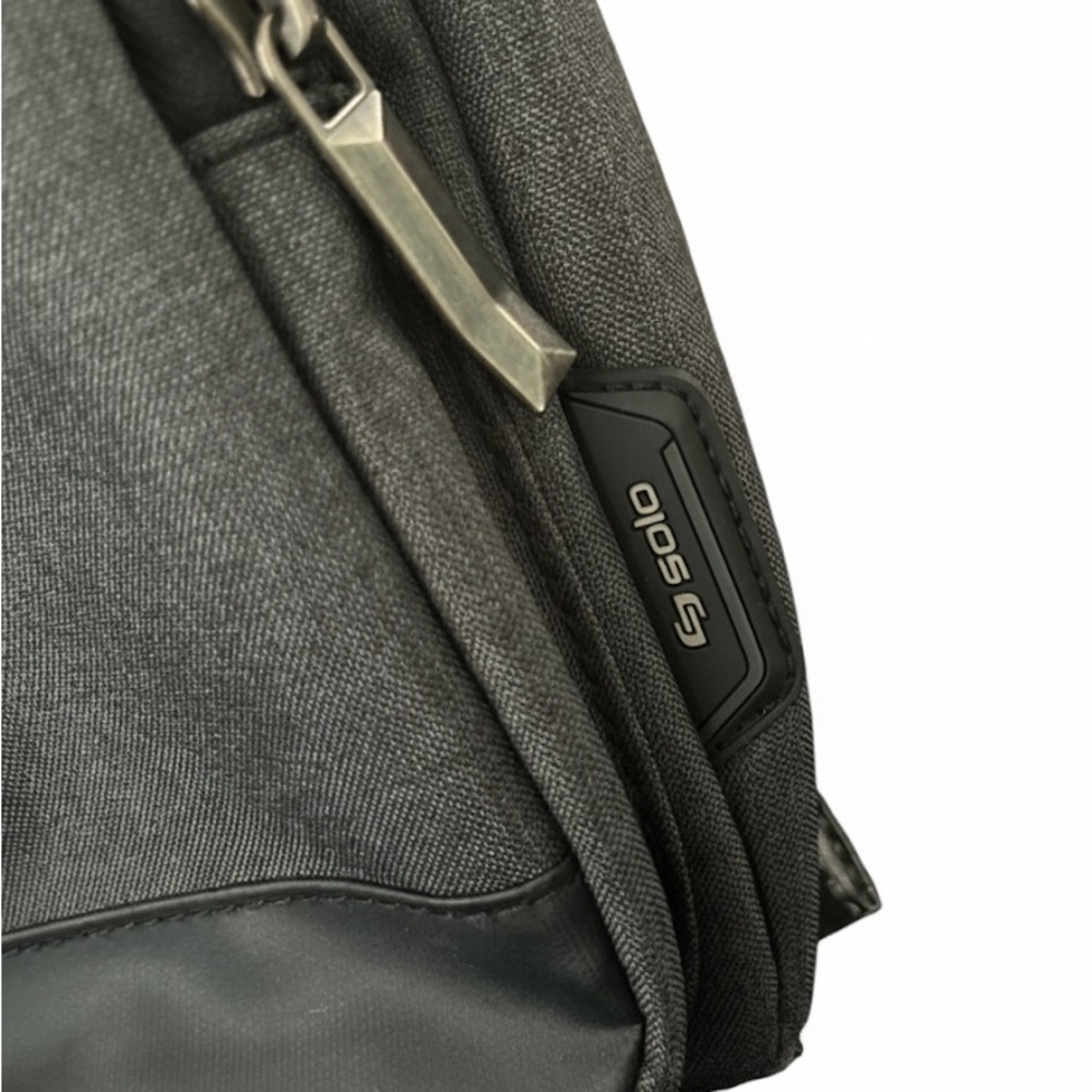 91# Solo New York Ludlow Universal Tablet Messenger Bag - Picture 5 of 6